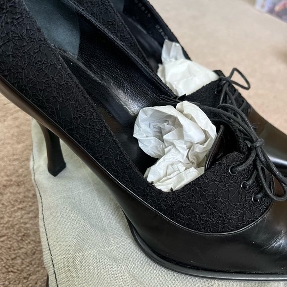 Hugo Boss ladies shoes, size EU39/US9/UK6 3.5inch heel - Picture 4 of 8